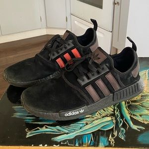 Adidas NMD R1 Black Velvet